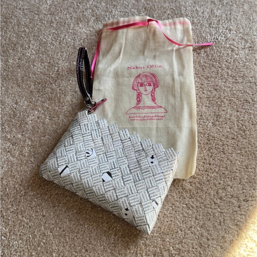 NWOT NAHUI OLLIN Arm Candy Wristlet